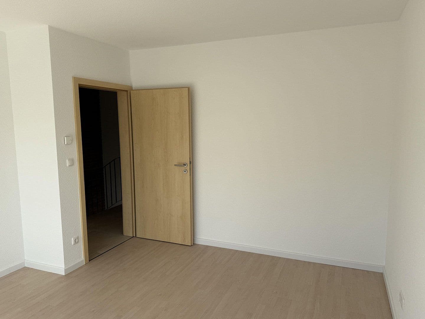 Pronájem domu 132 m², pozemek 400 m², Rödermark, Hessen Pronájem domu 132 m², pozemek 400 m², Rödermark, Hessen