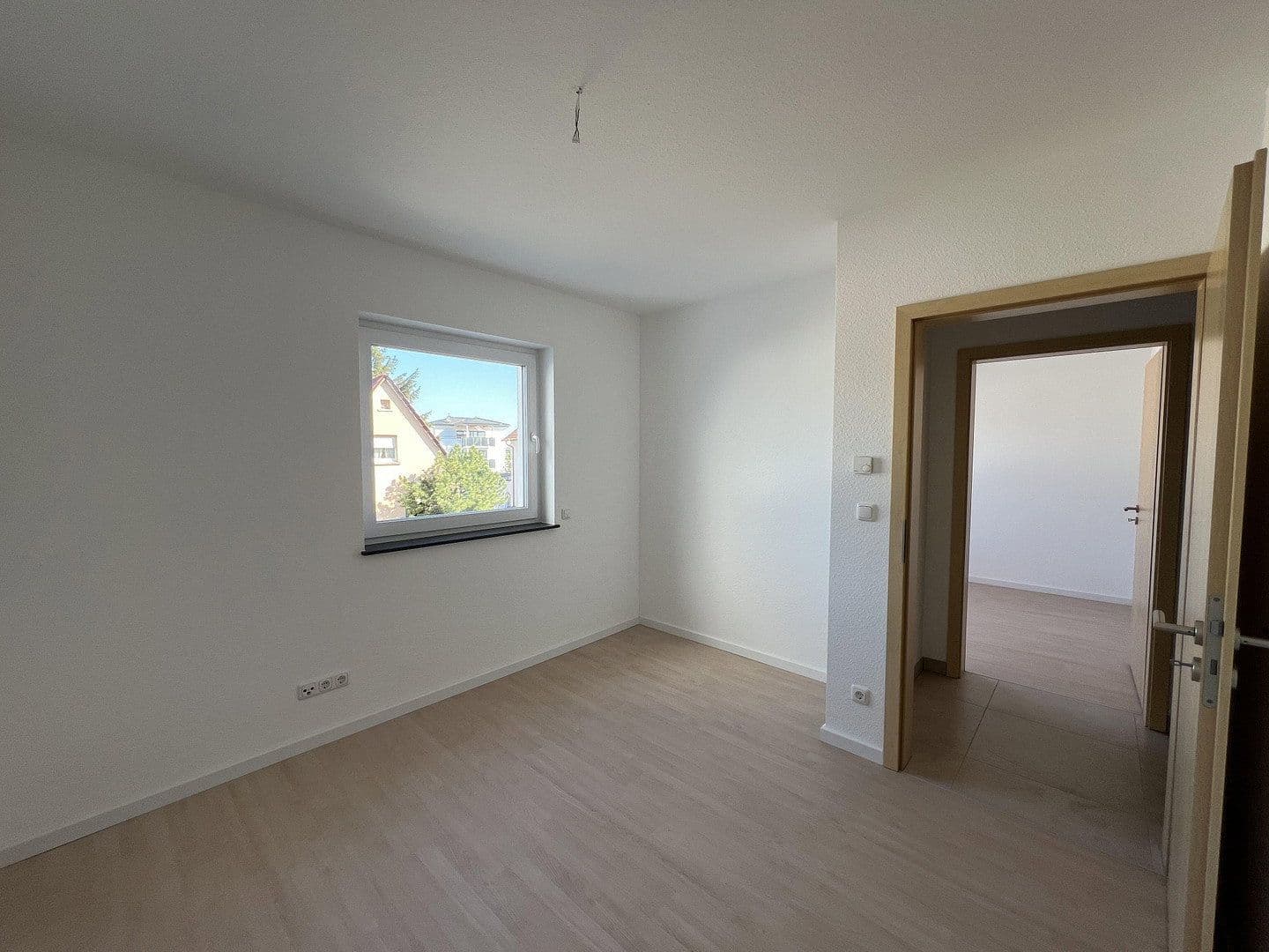 Pronájem domu 132 m², pozemek 400 m², Rödermark, Hessen Pronájem domu 132 m², pozemek 400 m², Rödermark, Hessen