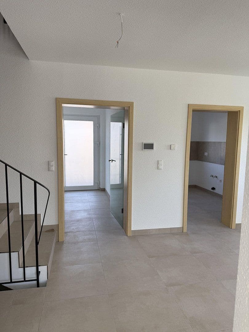 Pronájem domu 132 m², pozemek 400 m², Rödermark, Hessen Pronájem domu 132 m², pozemek 400 m², Rödermark, Hessen