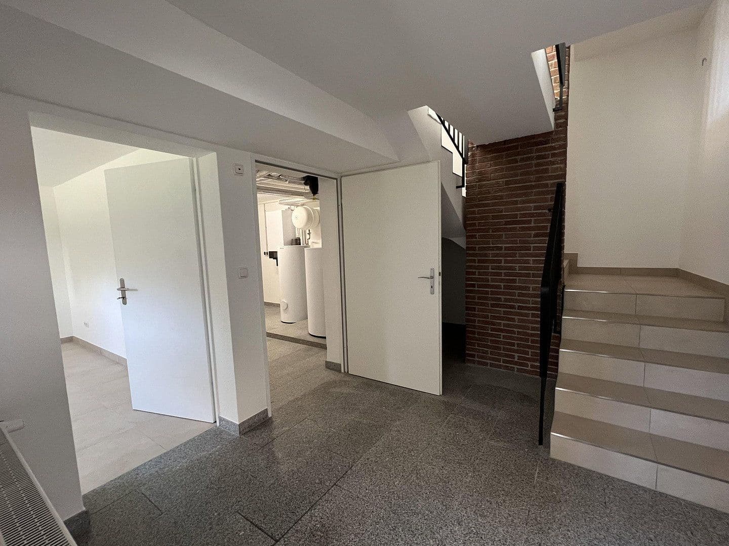 Pronájem domu 132 m², pozemek 400 m², Rödermark, Hessen Pronájem domu 132 m², pozemek 400 m², Rödermark, Hessen