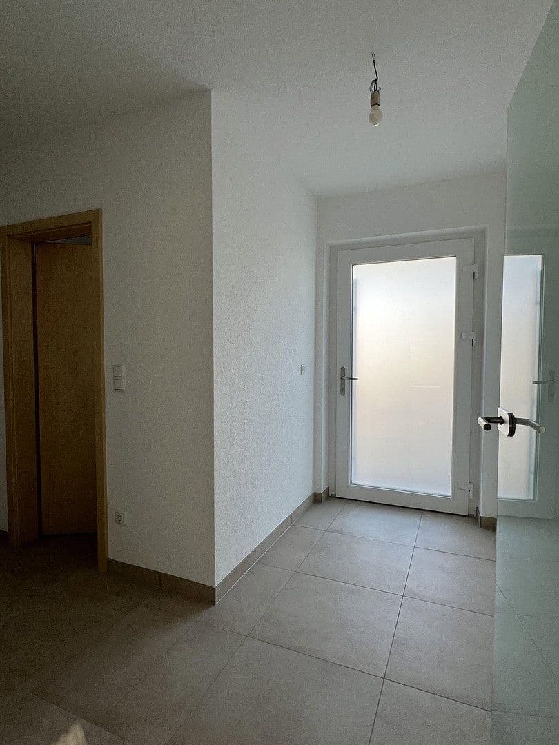 Pronájem domu 132 m², pozemek 400 m², Rödermark, Hessen Pronájem domu 132 m², pozemek 400 m², Rödermark, Hessen