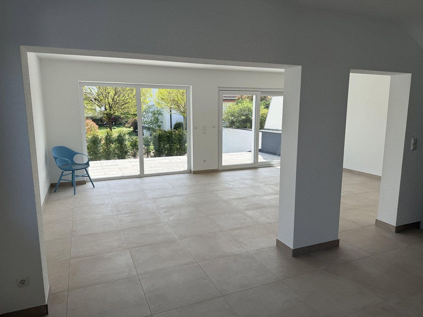 Pronájem domu 132 m², pozemek 400 m², Rödermark, Hessen Pronájem domu 132 m², pozemek 400 m², Rödermark, Hessen