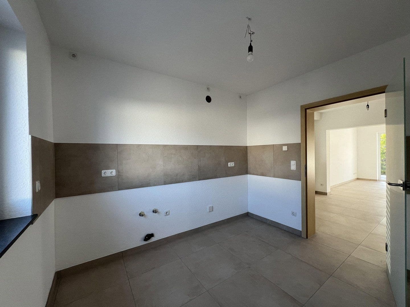 Pronájem domu 132 m², pozemek 400 m², Rödermark, Hessen Pronájem domu 132 m², pozemek 400 m², Rödermark, Hessen