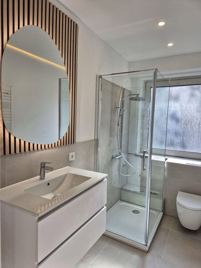 Prodej bytu 2+1 63 m², Düsseldorf, Severní Porýní-Vestfálsko Prodej bytu 2+1 63 m², Düsseldorf, Severní Porýní-Vestfálsko