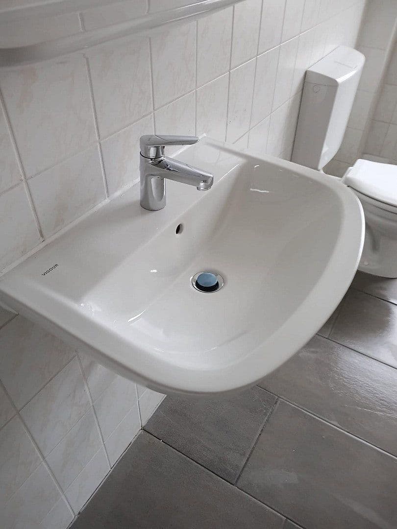 Pronájem bytu 2+1 60 m², Brühler Str.26, Köln, Severní Porýní-Vestfálsko Pronájem bytu 2+1 60 m², Brühler Str.26, Köln, Severní Porýní-Vestfálsko