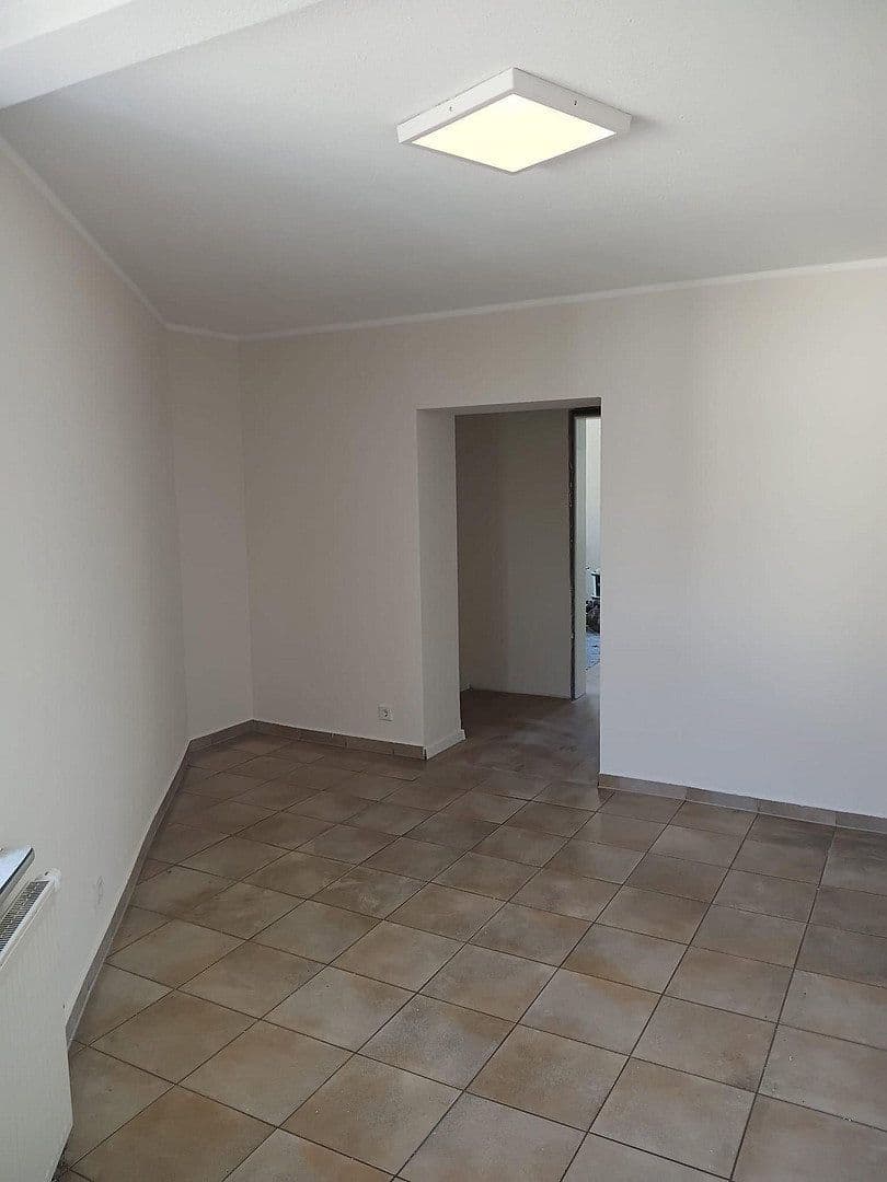 Pronájem bytu 2+1 60 m², Brühler Str.26, Köln, Severní Porýní-Vestfálsko Pronájem bytu 2+1 60 m², Brühler Str.26, Köln, Severní Porýní-Vestfálsko