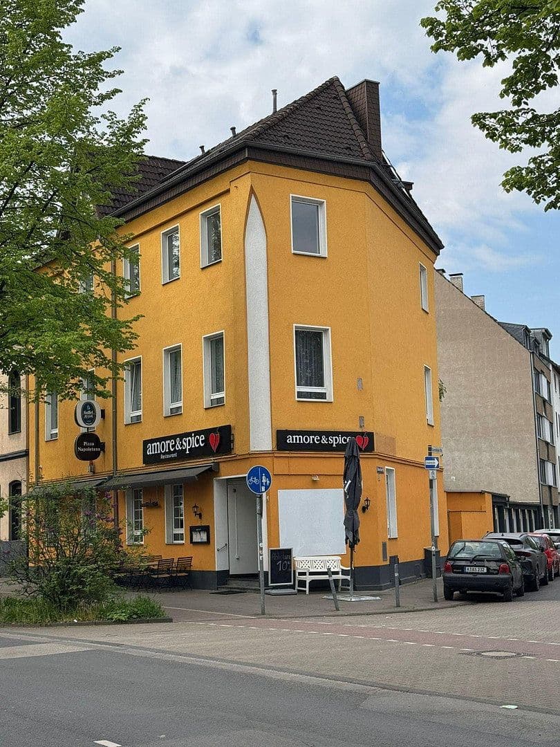 Pronájem bytu 2+1 60 m², Brühler Str.26, Köln, Severní Porýní-Vestfálsko Pronájem bytu 2+1 60 m², Brühler Str.26, Köln, Severní Porýní-Vestfálsko