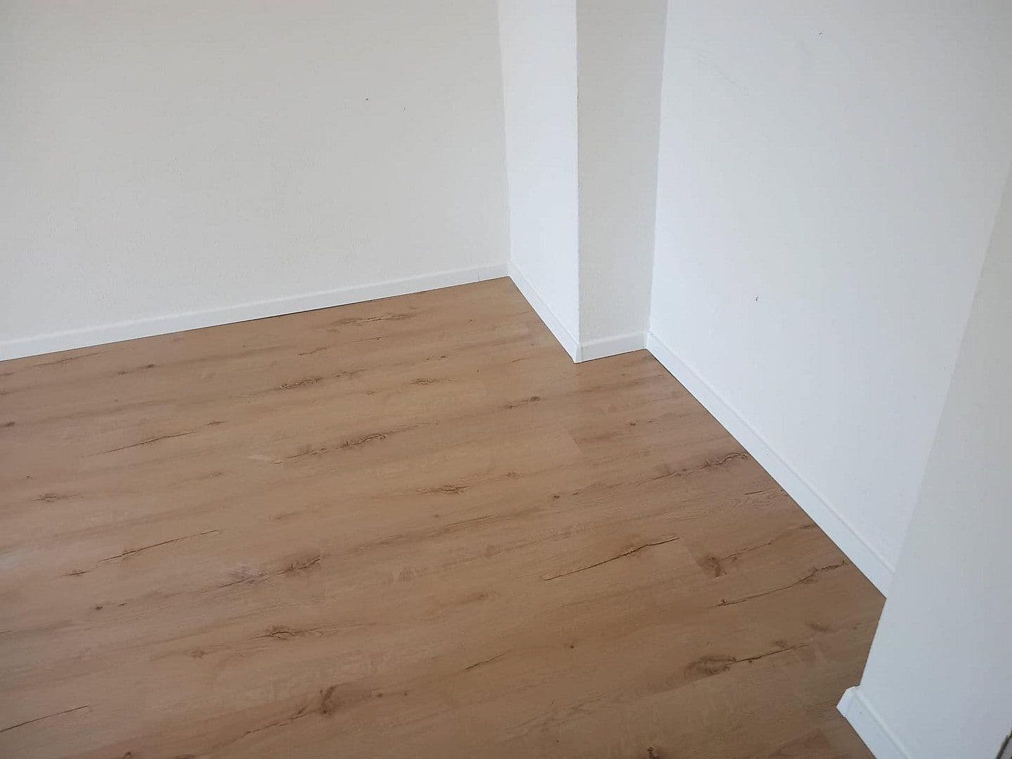 Pronájem bytu 2+1 60 m², Brühler Str.26, Köln, Severní Porýní-Vestfálsko Pronájem bytu 2+1 60 m², Brühler Str.26, Köln, Severní Porýní-Vestfálsko