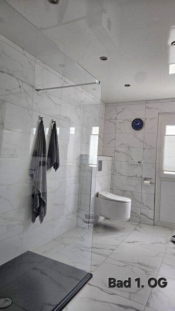 Prodej domu 133 m², pozemek 186 m², Rheinallee 13a, Flörsheim, Hessen Prodej domu 133 m², pozemek 186 m², Rheinallee 13a, Flörsheim, Hessen