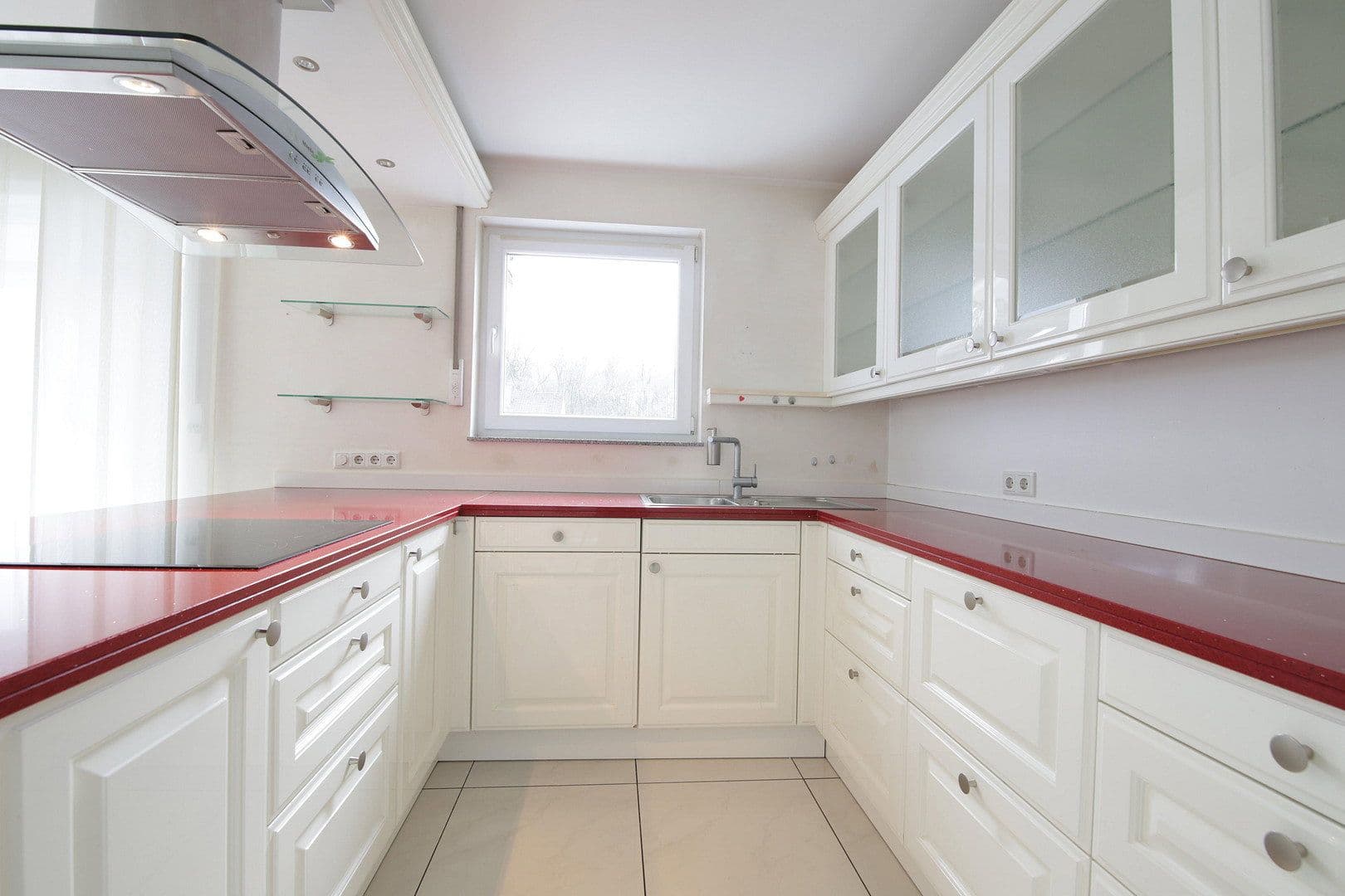 Prodej bytu 4+1 101 m², Bochum, Severní Porýní-Vestfálsko Prodej bytu 4+1 101 m², Bochum, Severní Porýní-Vestfálsko