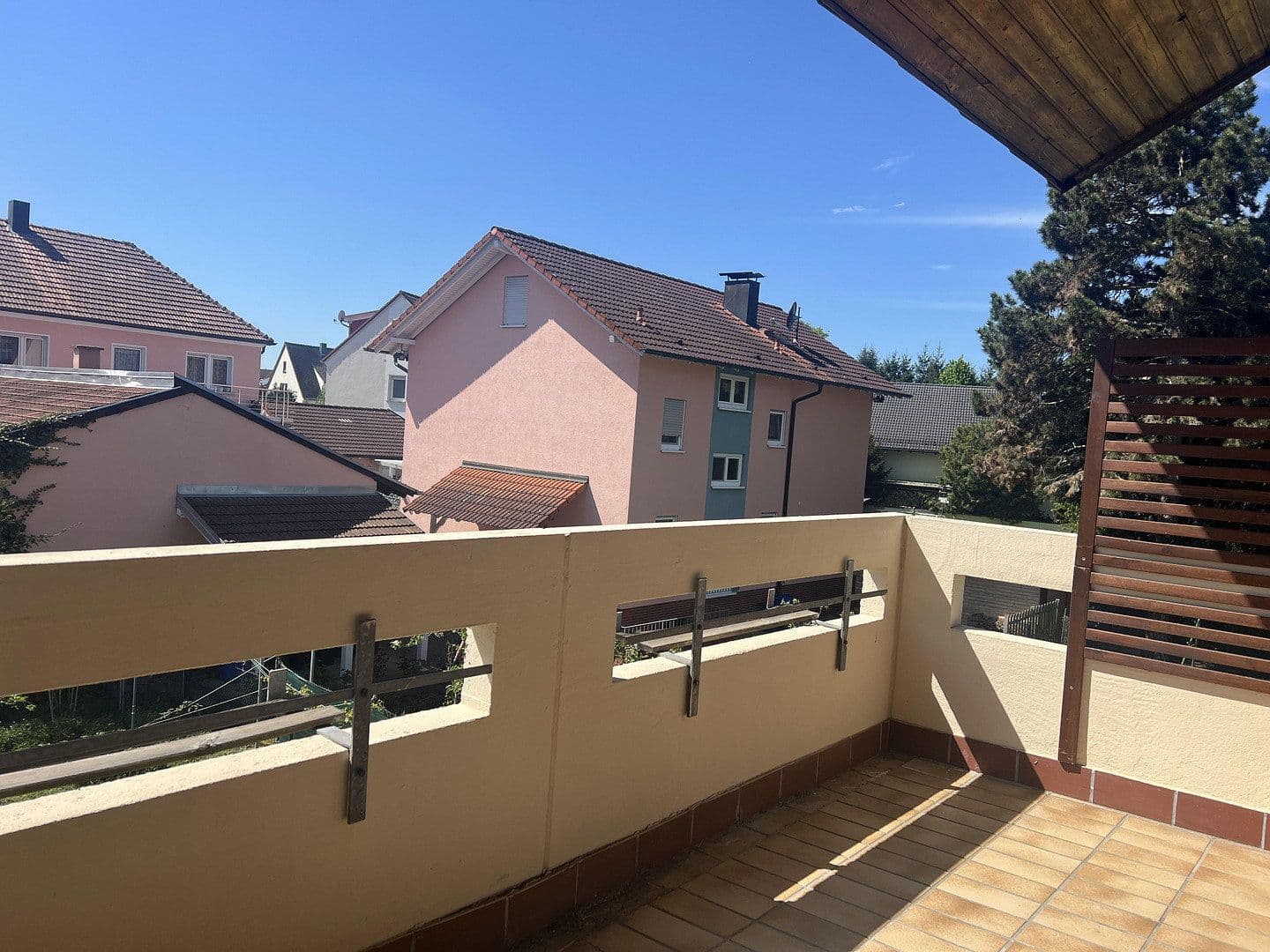 Pronájem bytu 4+1 85 m², Bad Schönborn, Bádensko-Württembersko Pronájem bytu 4+1 85 m², Bad Schönborn, Bádensko-Württembersko