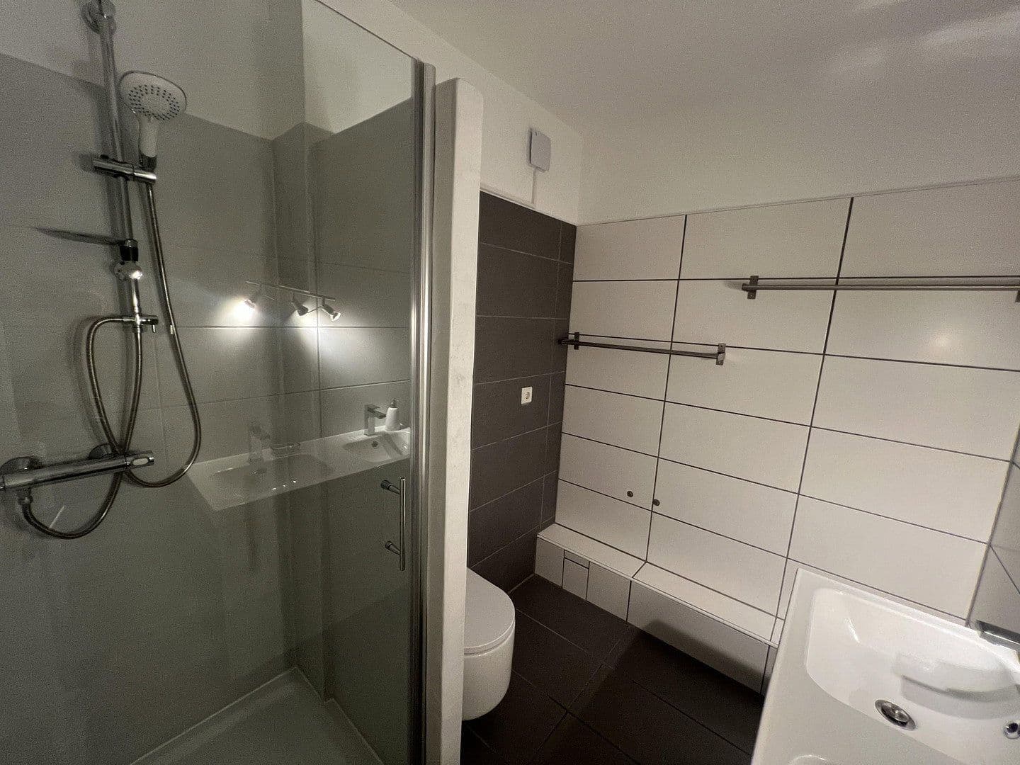 Pronájem bytu 4+1 85 m², Bad Schönborn, Bádensko-Württembersko Pronájem bytu 4+1 85 m², Bad Schönborn, Bádensko-Württembersko