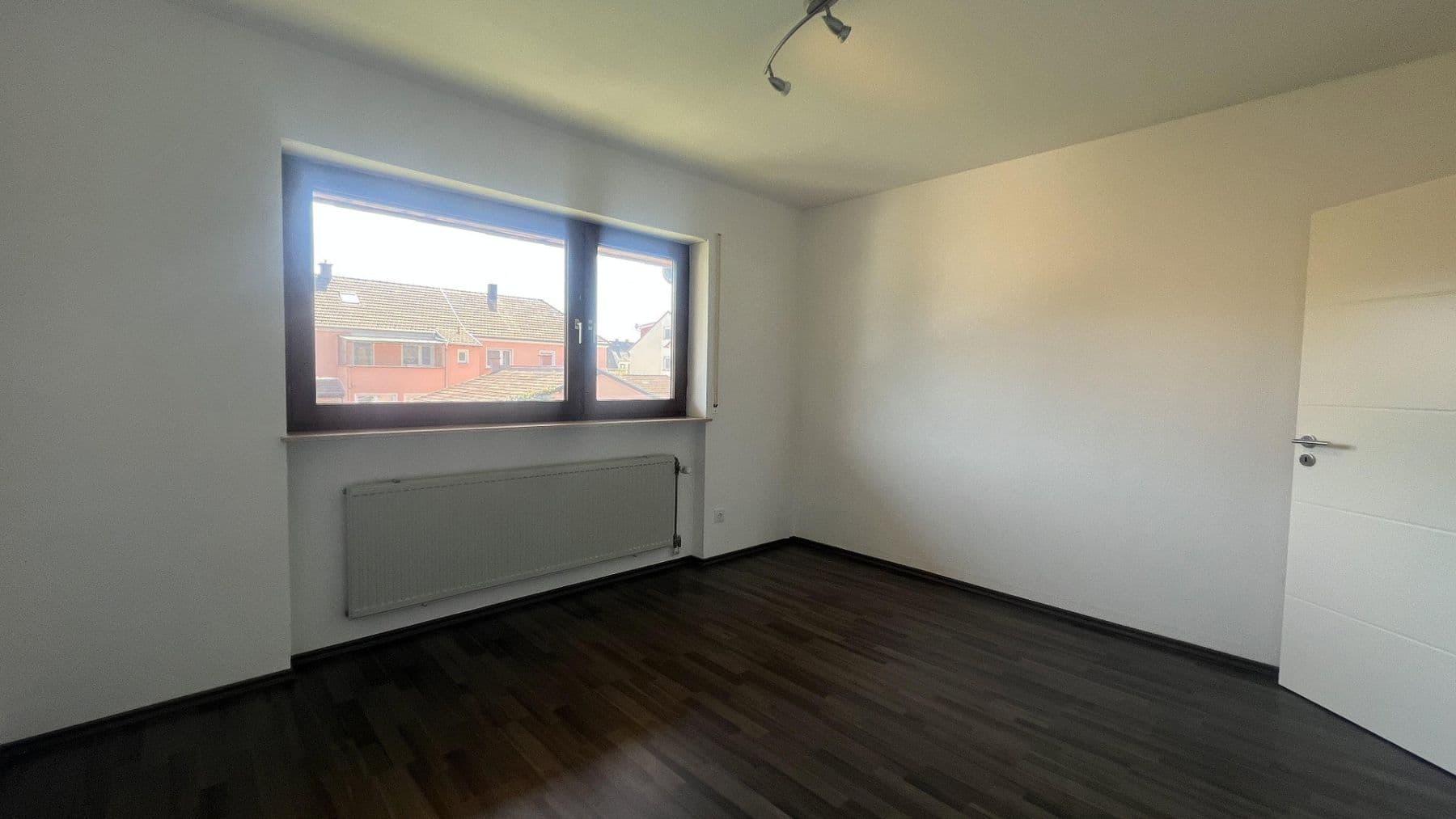 Pronájem bytu 4+1 85 m², Bad Schönborn, Bádensko-Württembersko Pronájem bytu 4+1 85 m², Bad Schönborn, Bádensko-Württembersko