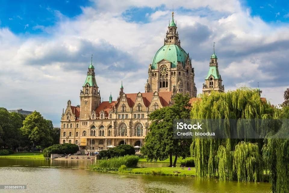 Pronájem bytu 3+1 69 m², Harenberger Straße 1, Hannover, Dolní Sasko Pronájem bytu 3+1 69 m², Harenberger Straße 1, Hannover, Dolní Sasko