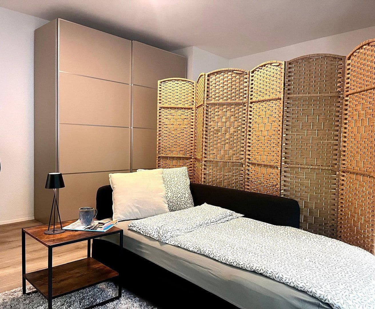 Pronájem bytu 1+1 33 m², Konstanz, Bádensko-Württembersko Pronájem bytu 1+1 33 m², Konstanz, Bádensko-Württembersko