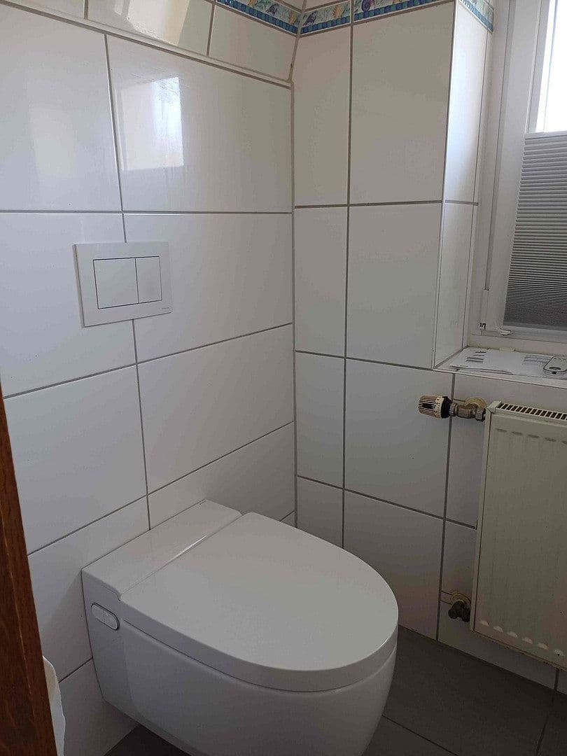 Pronájem bytu 4+1 110 m², Kreuzstr., 16, Sprockhövel, Severní Porýní-Vestfálsko Pronájem bytu 4+1 110 m², Kreuzstr., 16, Sprockhövel, Severní Porýní-Vestfálsko