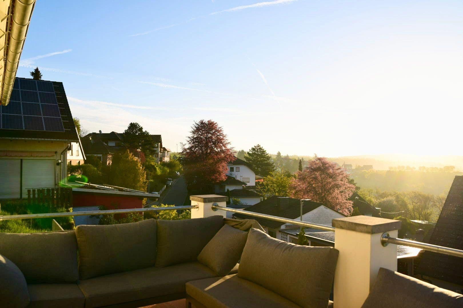 Prodej domu 301 m², pozemek 1.066 m², Schlehenweg 33, Heidenrod, Hessen Prodej domu 301 m², pozemek 1.066 m², Schlehenweg 33, Heidenrod, Hessen