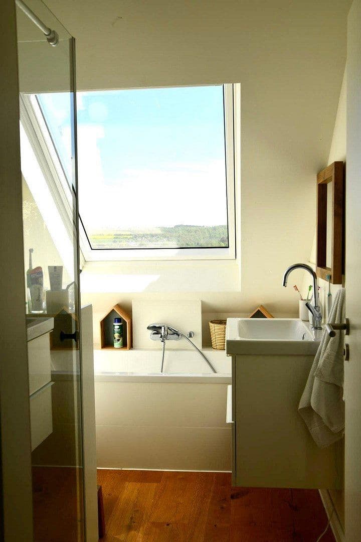 Prodej domu 301 m², pozemek 1.066 m², Schlehenweg 33, Heidenrod, Hessen Prodej domu 301 m², pozemek 1.066 m², Schlehenweg 33, Heidenrod, Hessen