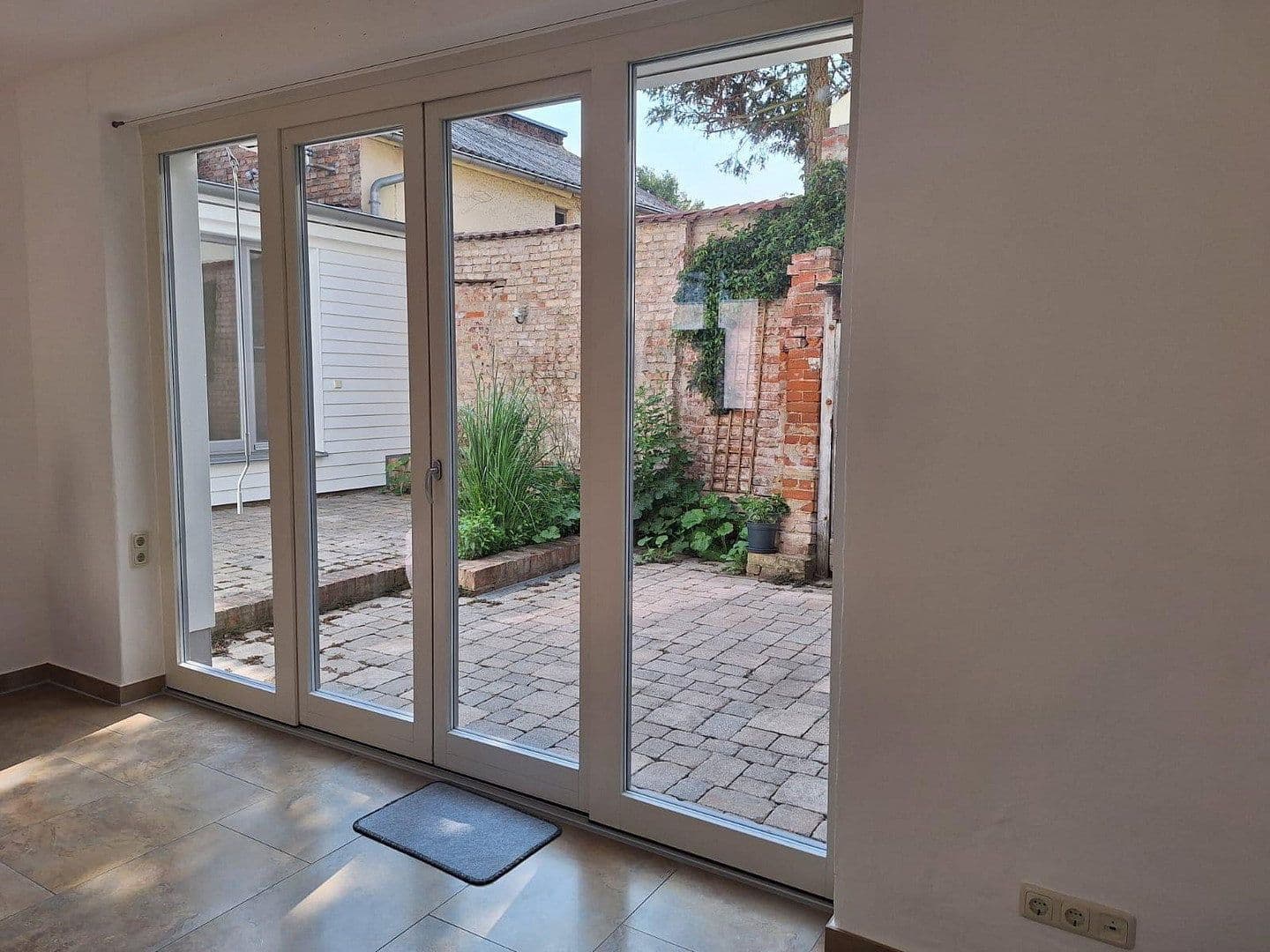 Prodej domu 104 m², pozemek 125 m², Kreuzstr. 10, Gransee, Braniborsko Prodej domu 104 m², pozemek 125 m², Kreuzstr. 10, Gransee, Braniborsko