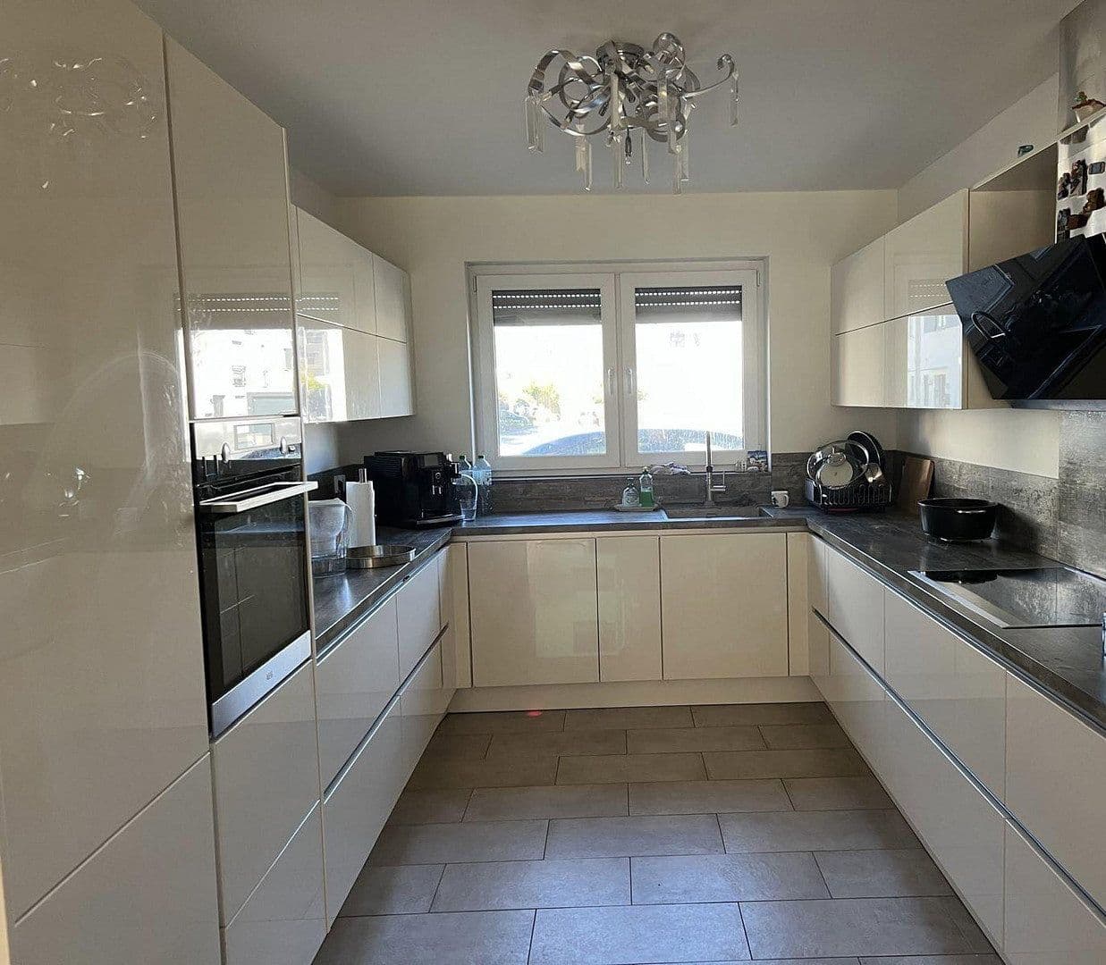 Pronájem domu 200 m², pozemek 275 m², Köln, Severní Porýní-Vestfálsko Pronájem domu 200 m², pozemek 275 m², Köln, Severní Porýní-Vestfálsko