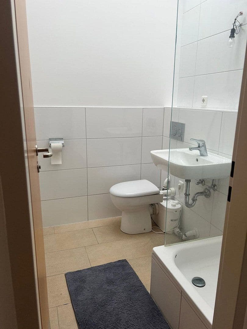 Pronájem bytu 1+1 37 m², Baldhamer Straße 39, Vaterstetten, Bavorsko Pronájem bytu 1+1 37 m², Baldhamer Straße 39, Vaterstetten, Bavorsko