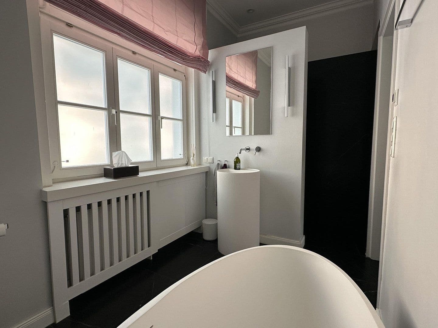 Prodej domu 350 m², pozemek 578 m², Frankfurt am Main, Hessen Prodej domu 350 m², pozemek 578 m², Frankfurt am Main, Hessen