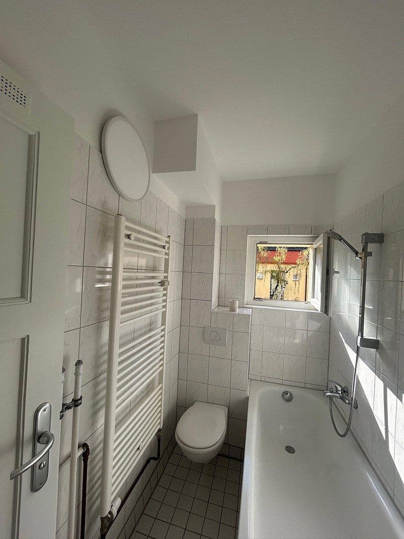 Prodej bytu 2+1 46 m², Lienemannstraße, Berlin, Berlín Prodej bytu 2+1 46 m², Lienemannstraße, Berlin, Berlín