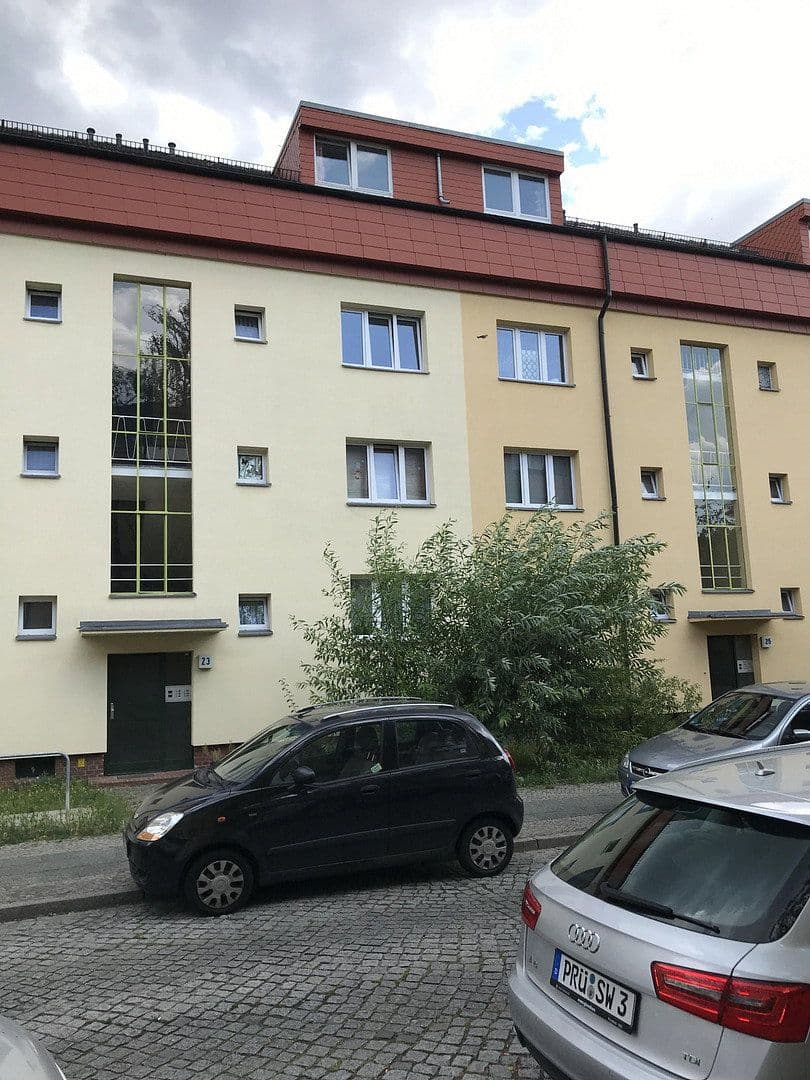 Prodej bytu 2+1 46 m², Lienemannstraße, Berlin, Berlín Prodej bytu 2+1 46 m², Lienemannstraße, Berlin, Berlín