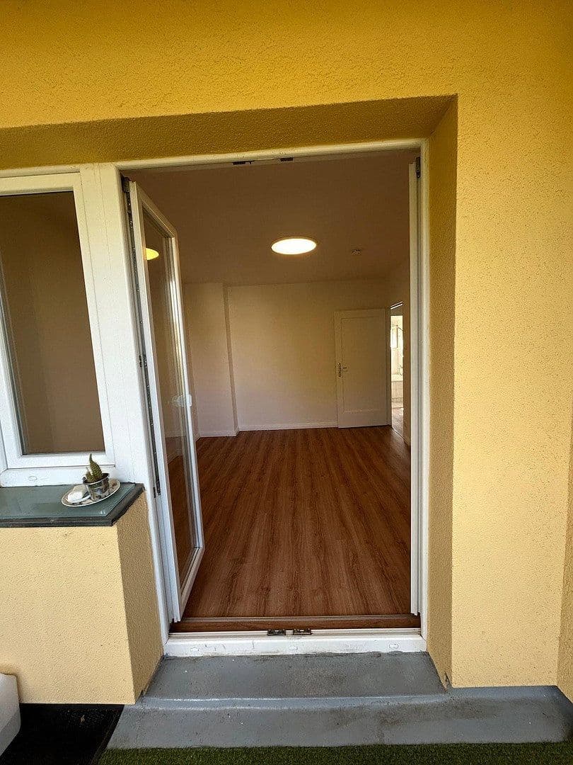 Prodej bytu 2+1 46 m², Lienemannstraße, Berlin, Berlín Prodej bytu 2+1 46 m², Lienemannstraße, Berlin, Berlín