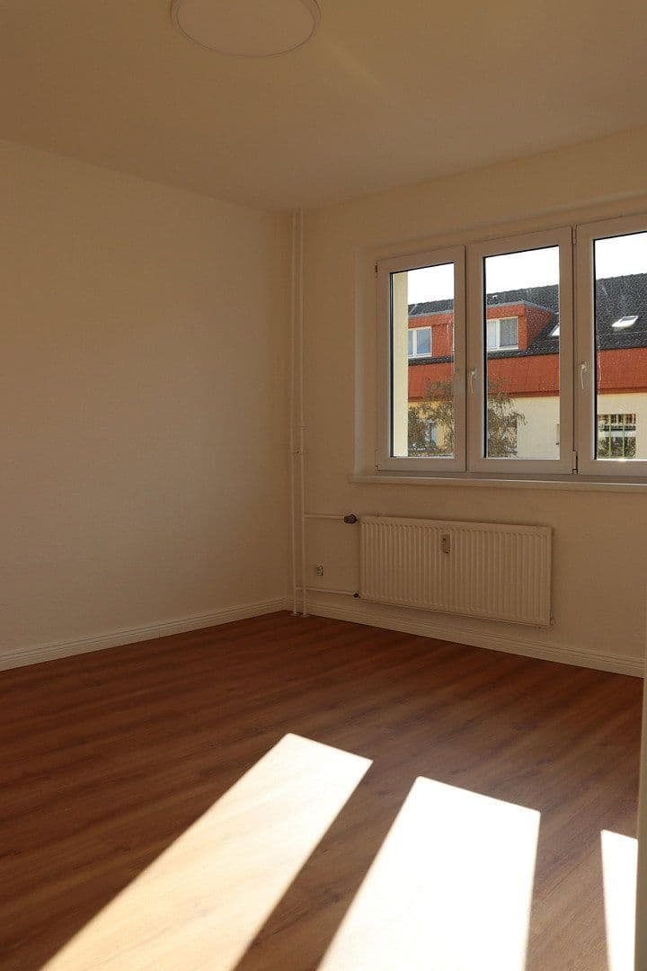 Prodej bytu 2+1 46 m², Lienemannstraße, Berlin, Berlín Prodej bytu 2+1 46 m², Lienemannstraße, Berlin, Berlín