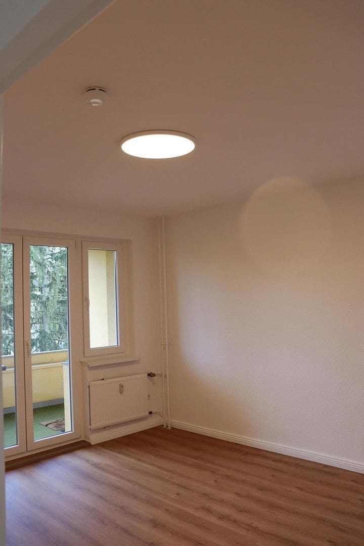 Prodej bytu 2+1 46 m², Lienemannstraße, Berlin, Berlín Prodej bytu 2+1 46 m², Lienemannstraße, Berlin, Berlín