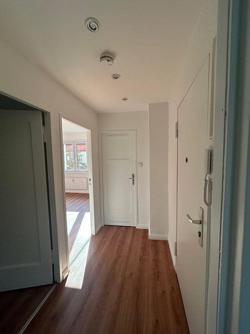 Prodej bytu 2+1 46 m², Lienemannstraße, Berlin, Berlín Prodej bytu 2+1 46 m², Lienemannstraße, Berlin, Berlín