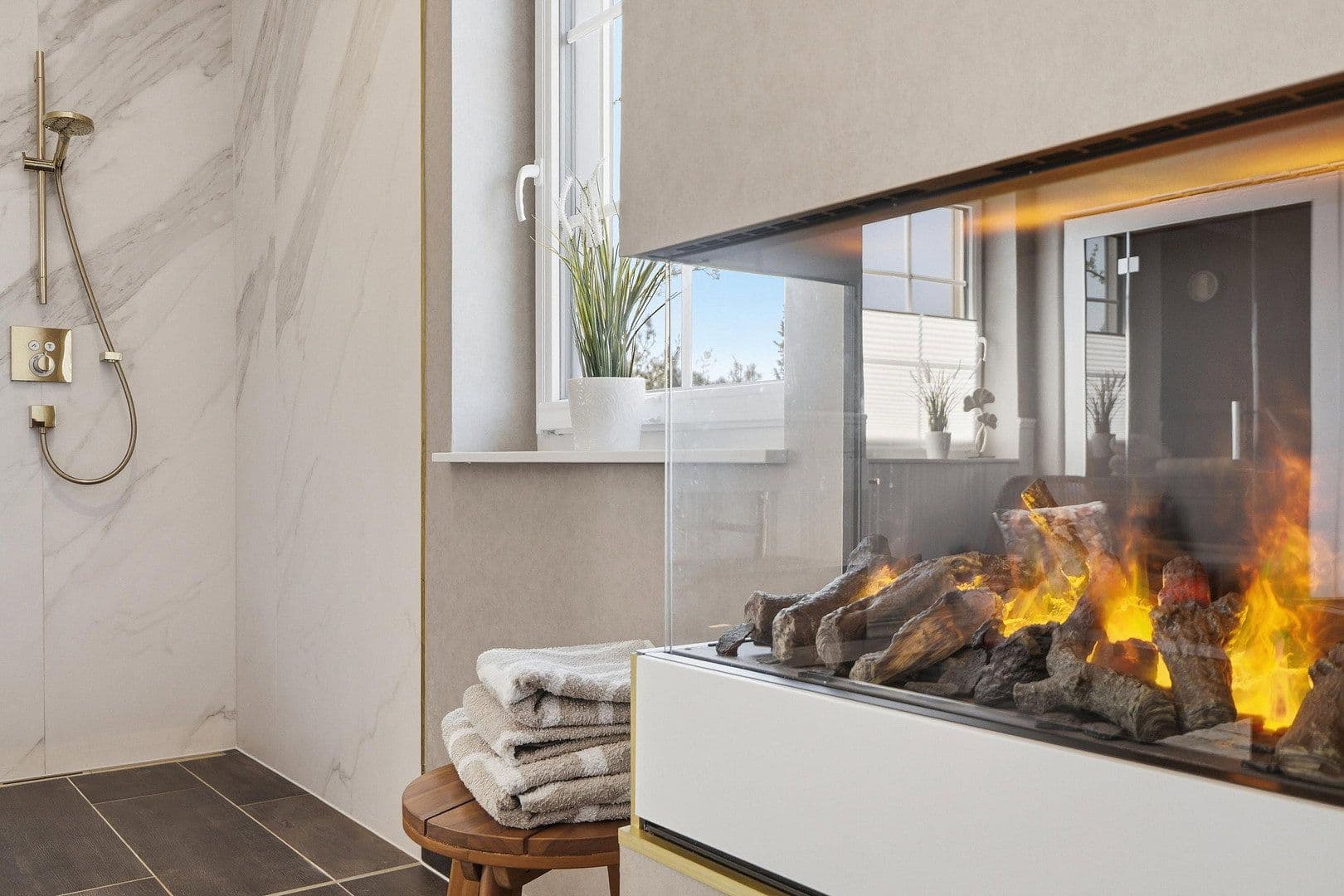 Prodej domu 355 m², pozemek 891 m², Odenthal, Severní Porýní-Vestfálsko Prodej domu 355 m², pozemek 891 m², Odenthal, Severní Porýní-Vestfálsko