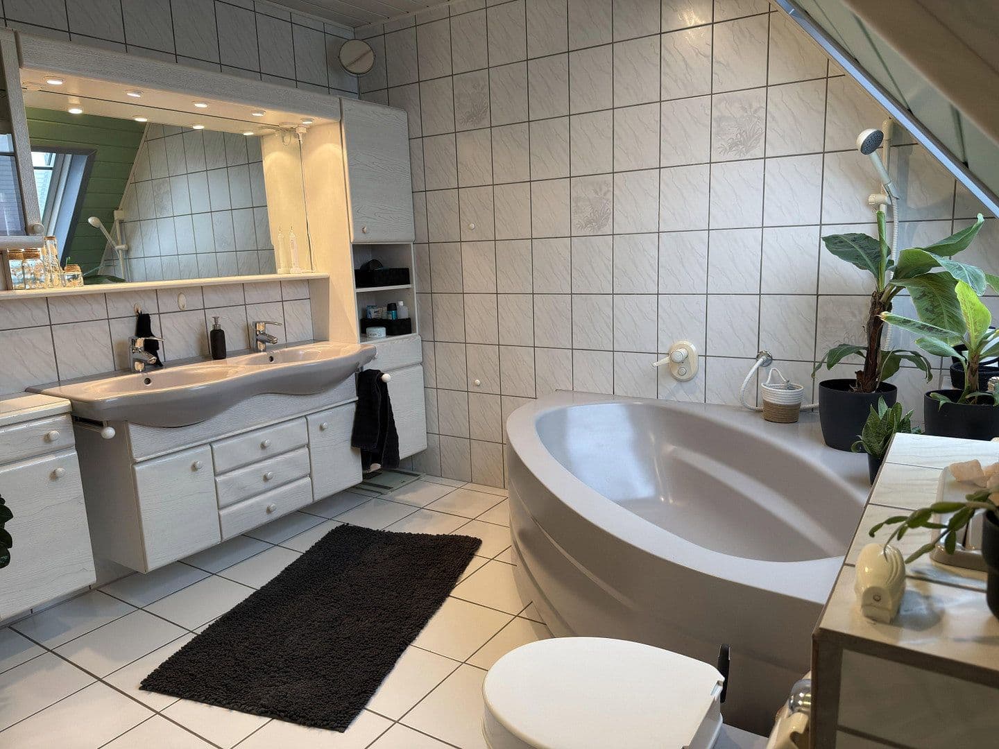 Prodej domu 191 m², pozemek 353 m², Butzbach, Hessen Prodej domu 191 m², pozemek 353 m², Butzbach, Hessen