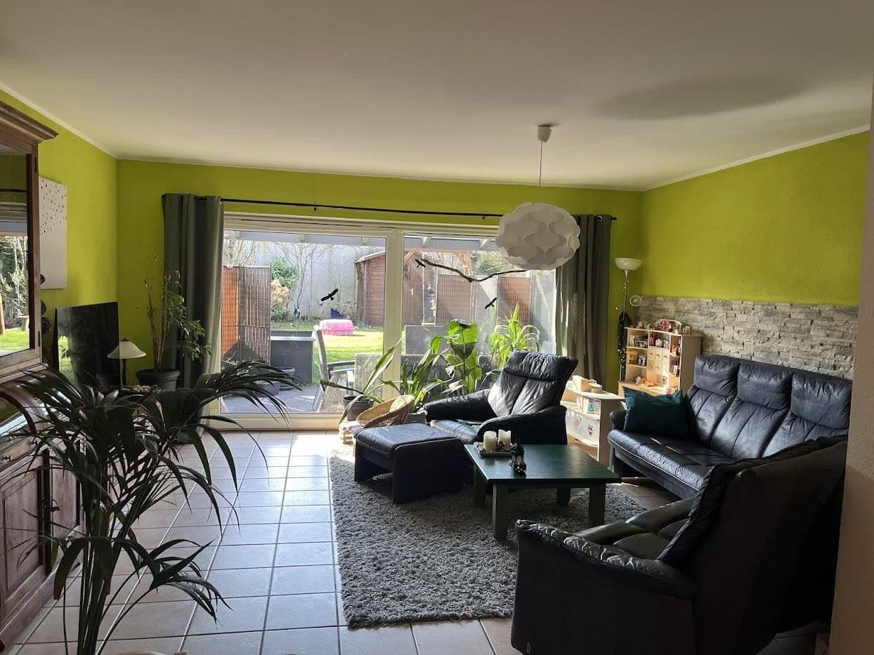 Prodej domu 104 m², pozemek 162 m², Solingen, Severní Porýní-Vestfálsko Prodej domu 104 m², pozemek 162 m², Solingen, Severní Porýní-Vestfálsko