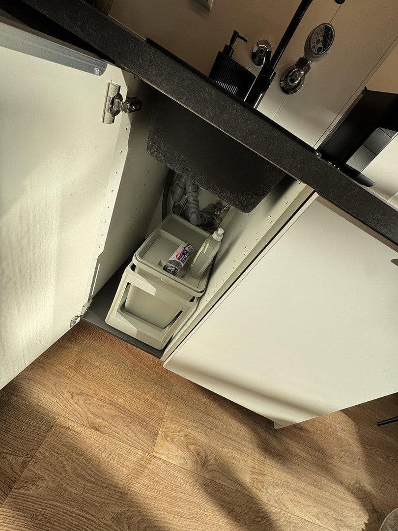 Pronájem bytu 1+1 30 m², Jakob-Hagenbucher Straße, München, Bavorsko Pronájem bytu 1+1 30 m², Jakob-Hagenbucher Straße, München, Bavorsko