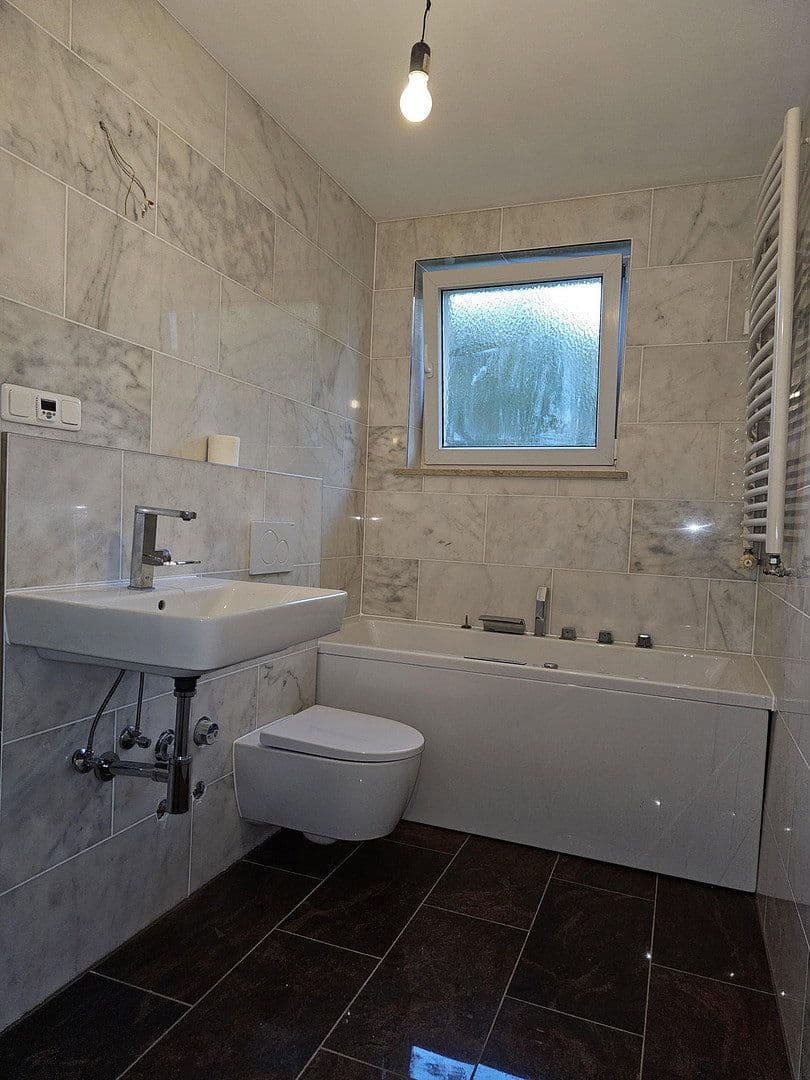 Prodej bytu 4+1 85 m², Am Lettenholz 10, Bad Tölz, Bavorsko Prodej bytu 4+1 85 m², Am Lettenholz 10, Bad Tölz, Bavorsko