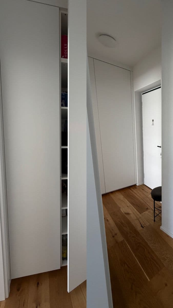 Prodej bytu 2+kk 40 m², Dostalové, Praha, Praha Prodej bytu 2+kk 40 m², Dostalové, Praha, Praha
