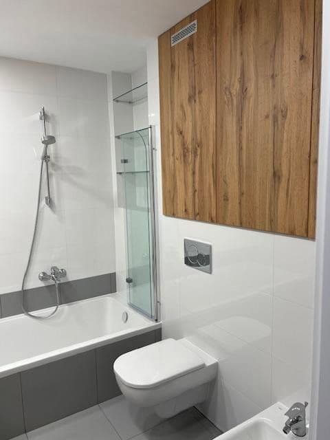 Prodej domu 240 m², pozemek 297 m², Malsch, Bádensko-Württembersko Prodej domu 240 m², pozemek 297 m², Malsch, Bádensko-Württembersko