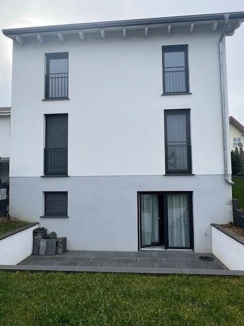 Prodej domu 240 m², pozemek 297 m², Malsch, Bádensko-Württembersko Prodej domu 240 m², pozemek 297 m², Malsch, Bádensko-Württembersko