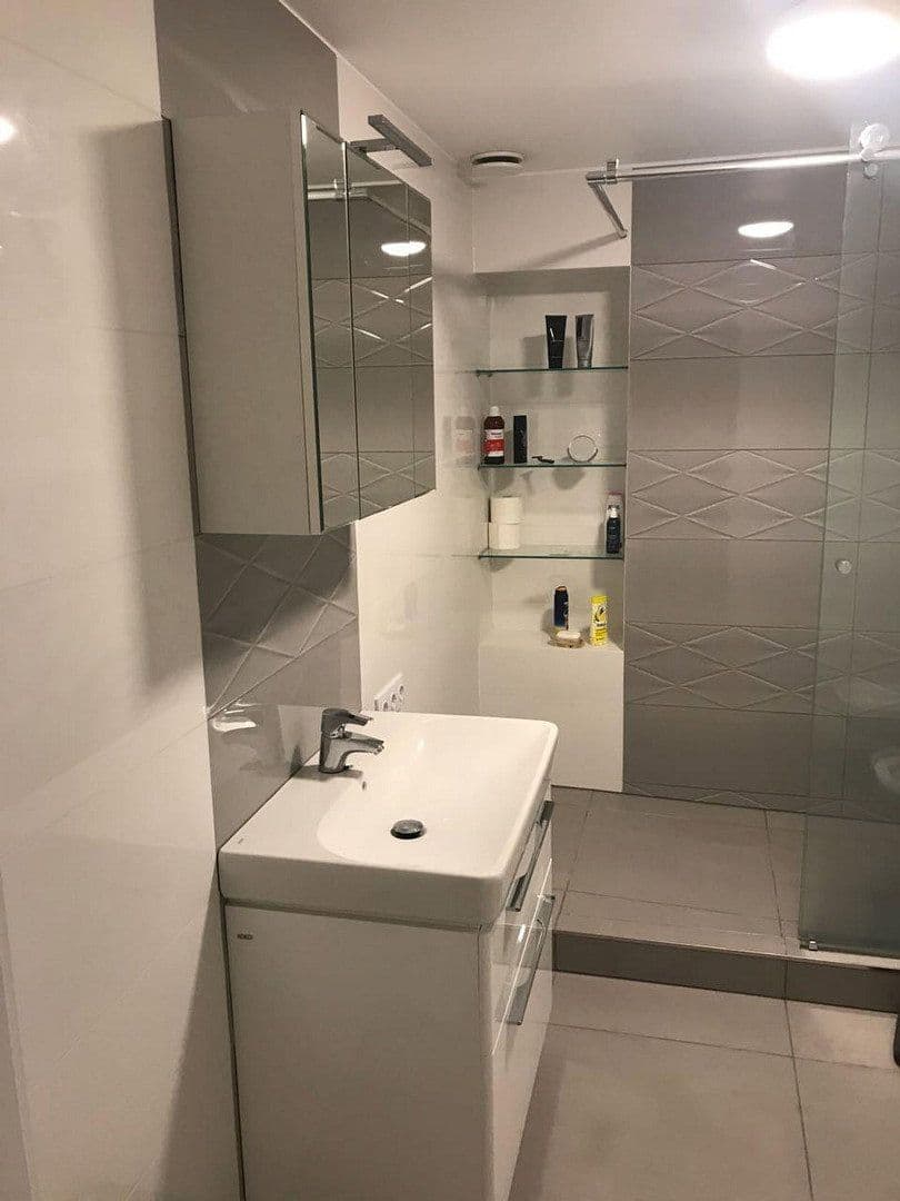 Prodej domu 240 m², pozemek 297 m², Malsch, Bádensko-Württembersko Prodej domu 240 m², pozemek 297 m², Malsch, Bádensko-Württembersko