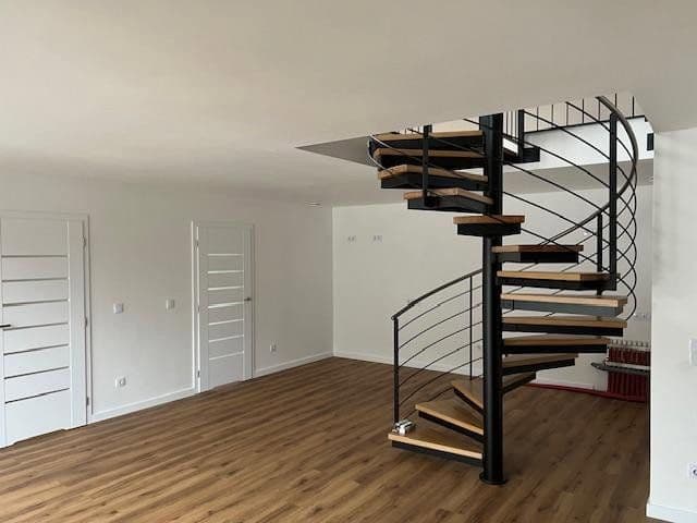 Prodej domu 240 m², pozemek 297 m², Malsch, Bádensko-Württembersko Prodej domu 240 m², pozemek 297 m², Malsch, Bádensko-Württembersko