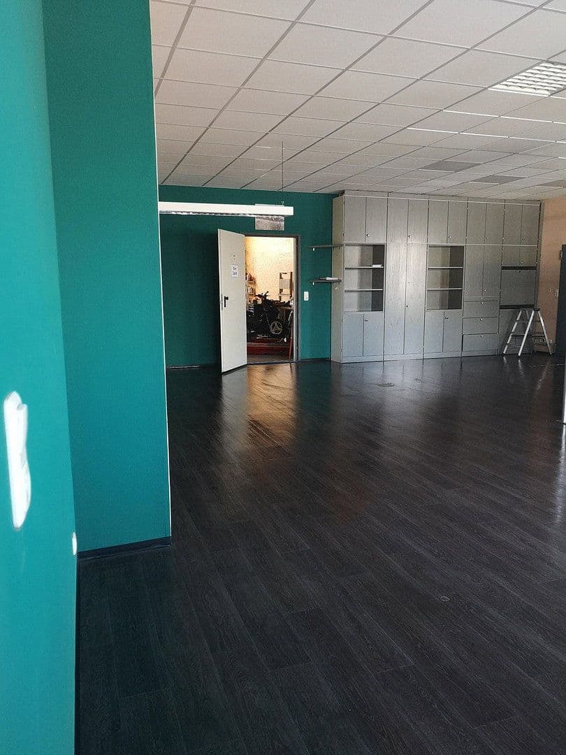 Pronájem nebytového prostoru 240 m², Industriestraße, 17, Bechhofen, Bavorsko Pronájem nebytového prostoru 240 m², Industriestraße, 17, Bechhofen, Bavorsko