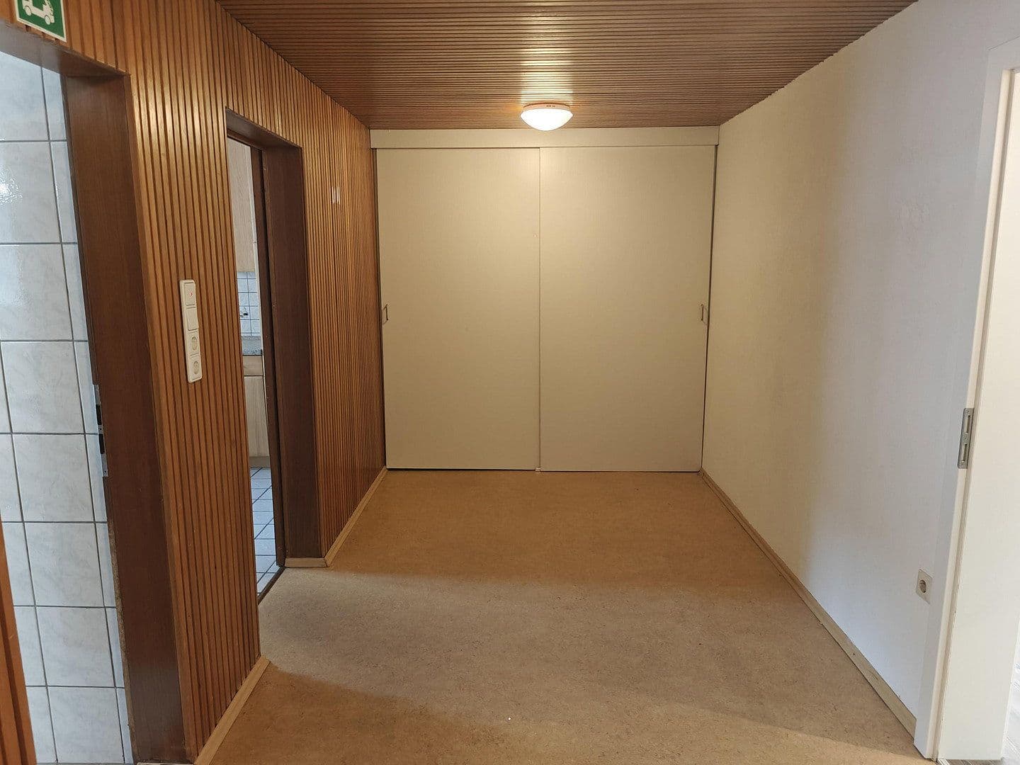 Pronájem kanceláře 240 m², Anbacherstr. 26, Gunzenhausen, Bavorsko Pronájem kanceláře 240 m², Anbacherstr. 26, Gunzenhausen, Bavorsko