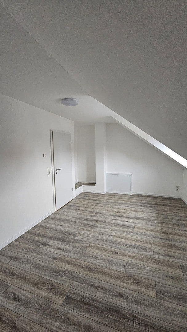 Prodej domu 116 m², pozemek 163 m², Feuerbergstraße 15, Birkenheide, Porýní-Falc Prodej domu 116 m², pozemek 163 m², Feuerbergstraße 15, Birkenheide, Porýní-Falc