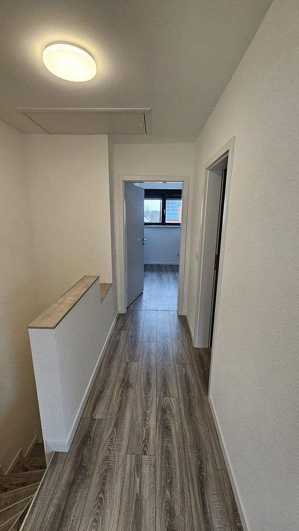 Prodej domu 116 m², pozemek 163 m², Feuerbergstraße 15, Birkenheide, Porýní-Falc Prodej domu 116 m², pozemek 163 m², Feuerbergstraße 15, Birkenheide, Porýní-Falc