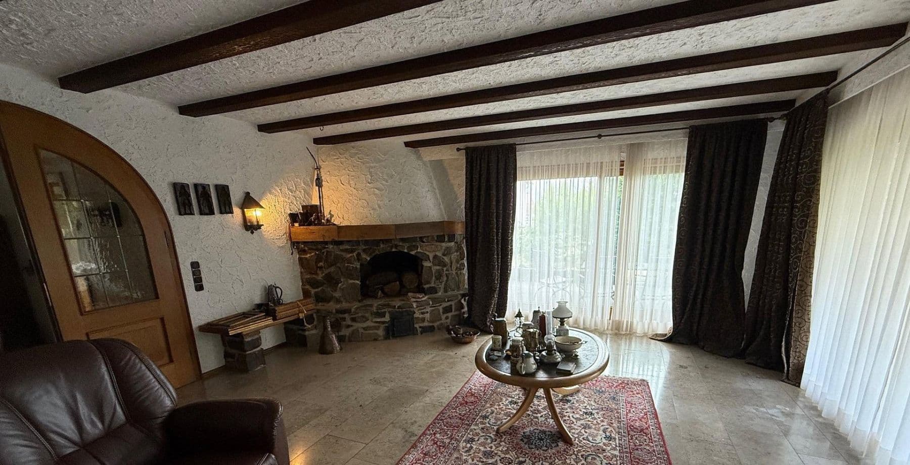 Prodej domu 478 m², pozemek 1.827 m², Neuhof, Hessen Prodej domu 478 m², pozemek 1.827 m², Neuhof, Hessen