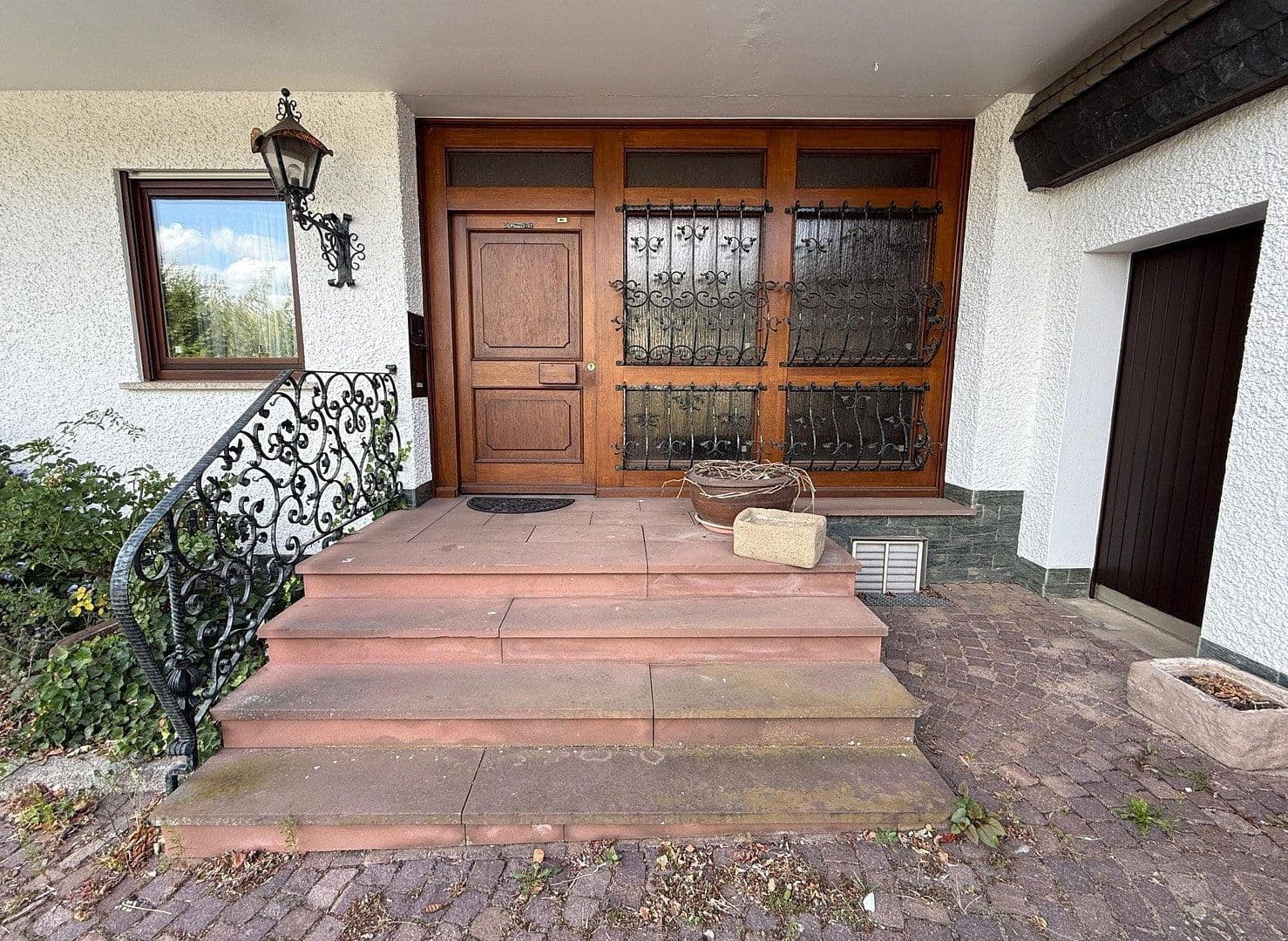 Prodej domu 478 m², pozemek 1.827 m², Neuhof, Hessen Prodej domu 478 m², pozemek 1.827 m², Neuhof, Hessen