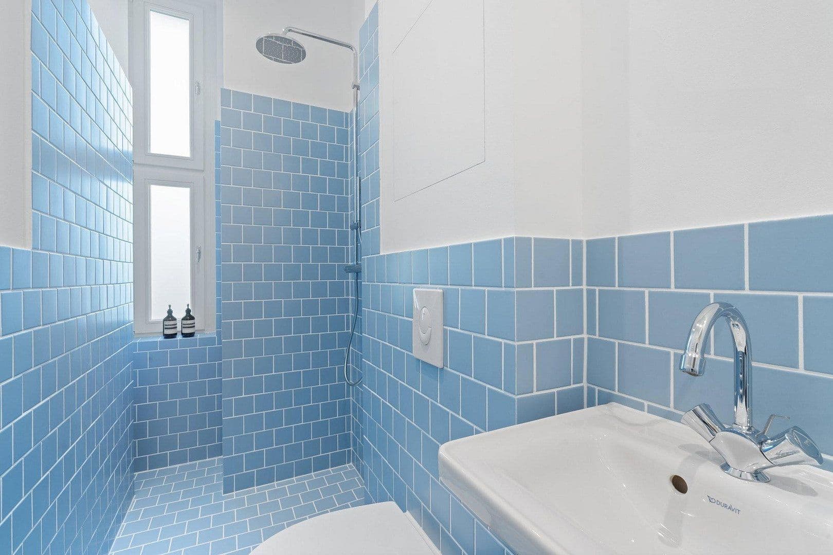 Prodej bytu 1+1 31 m², Weserstraße 54, neukölln, Berlín Prodej bytu 1+1 31 m², Weserstraße 54, neukölln, Berlín