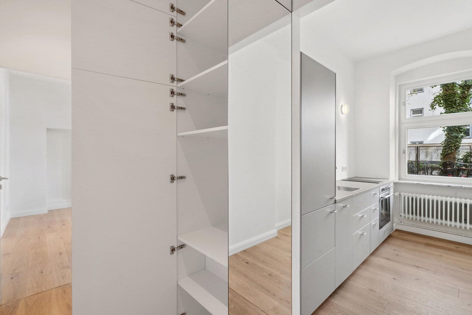 Prodej bytu 1+1 31 m², Weserstraße 54, neukölln, Berlín Prodej bytu 1+1 31 m², Weserstraße 54, neukölln, Berlín